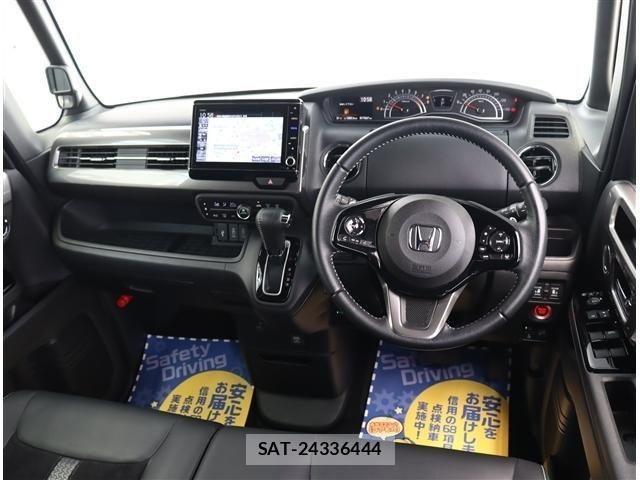 Honda N BOX CUSTOM 2022-04 8037108-1