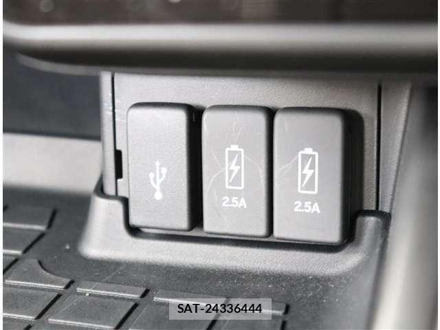 Honda N BOX CUSTOM 2022-04 8037108-24