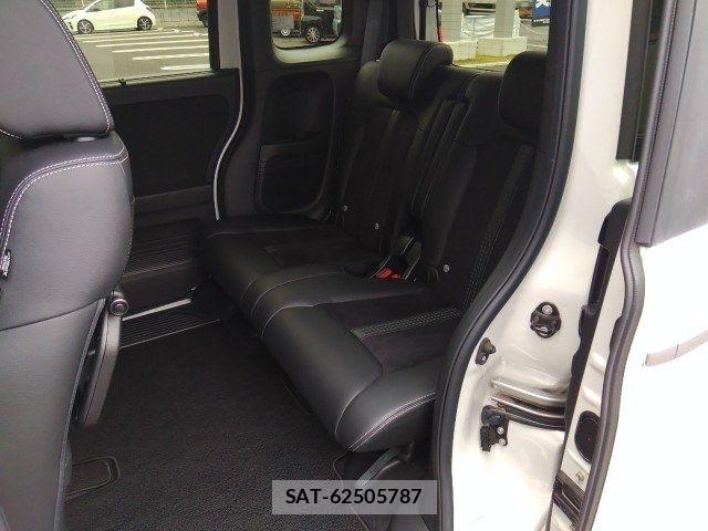 Honda N BOX CUSTOM 2022-01 8037152-12