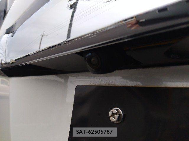 Honda N BOX CUSTOM 2022-01 8037152-19