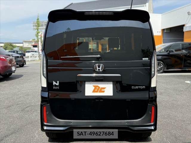 Honda N BOX CUSTOM 2024-03 8037125-13