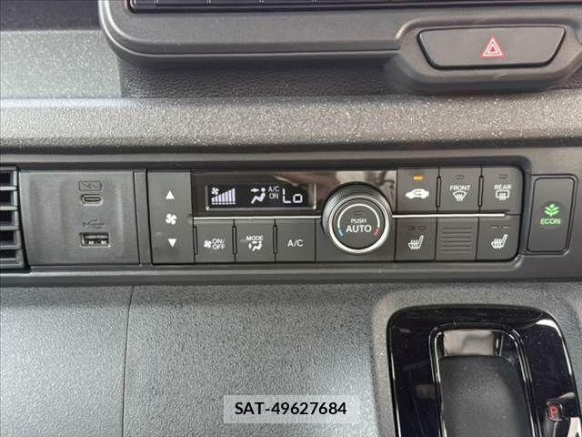 Honda N BOX CUSTOM 2024-03 8037125-27