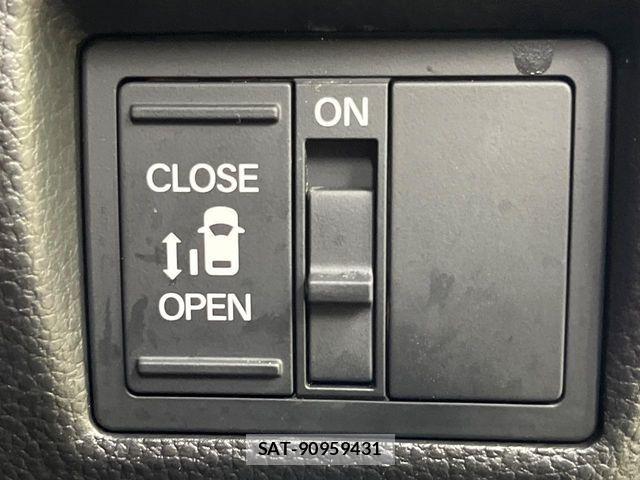 Honda N BOX CUSTOM 2023-06 8037147-4