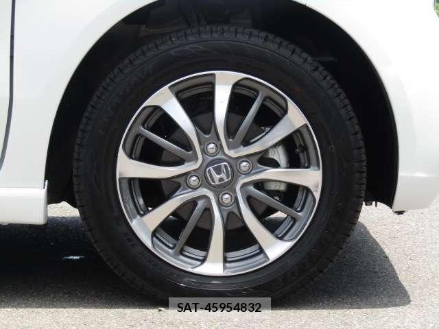 Honda N BOX CUSTOM 2025-09 8037142-11