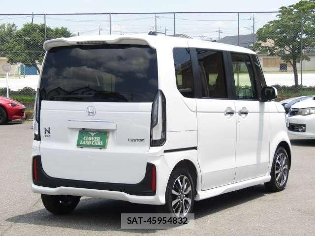 Honda N BOX CUSTOM 2025-09 8037142-20