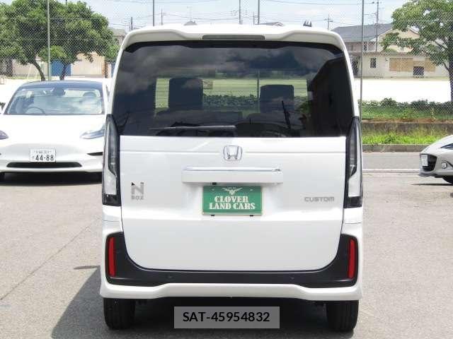 Honda N BOX CUSTOM 2025-09 8037142-25