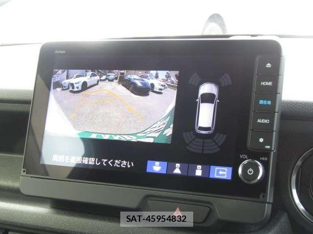 Honda N BOX CUSTOM 2025-09 8037142-4