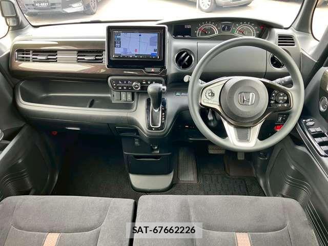 Honda N BOX CUSTOM 2018-10 8037192-13