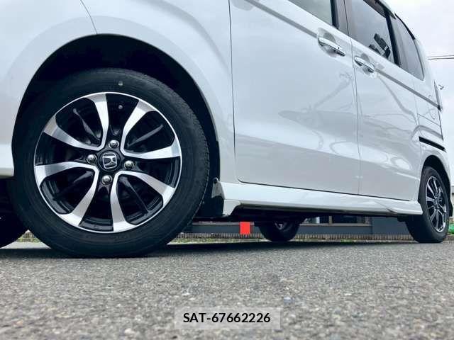 Honda N BOX CUSTOM 2018-10 8037192-14