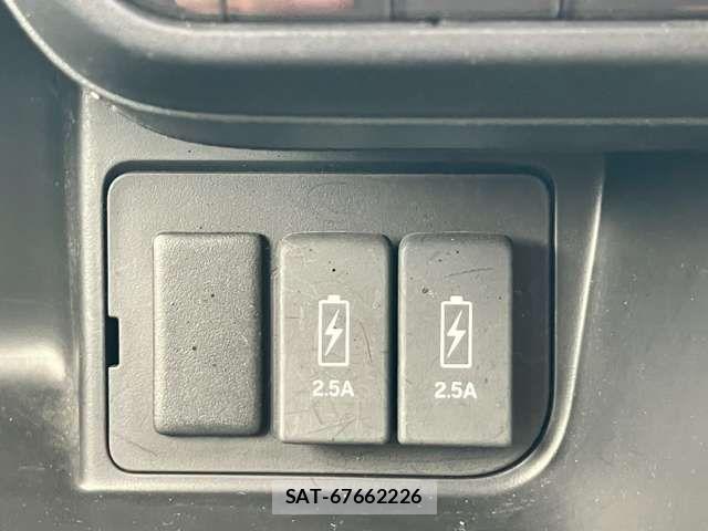Honda N BOX CUSTOM 2018-10 8037192-7
