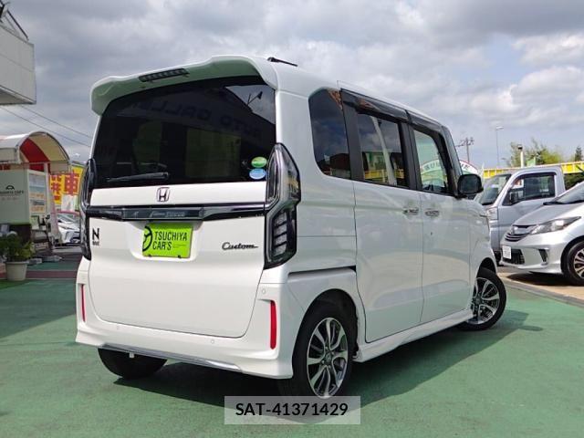 Honda N BOX CUSTOM 2021-02 8037157-1