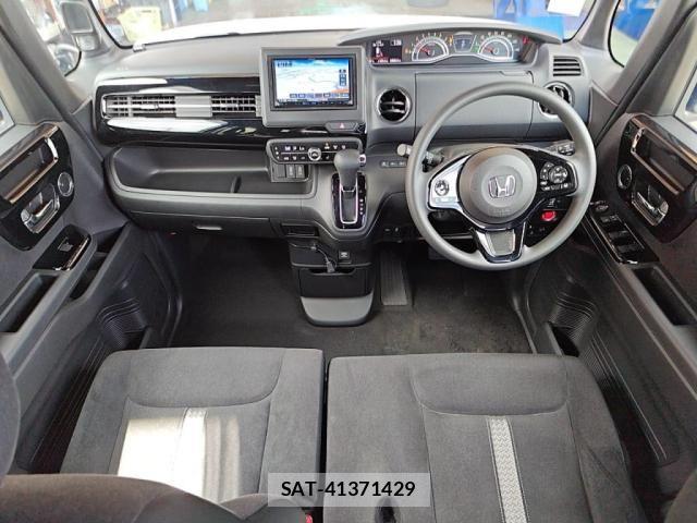 Honda N BOX CUSTOM 2021-02 8037157-2