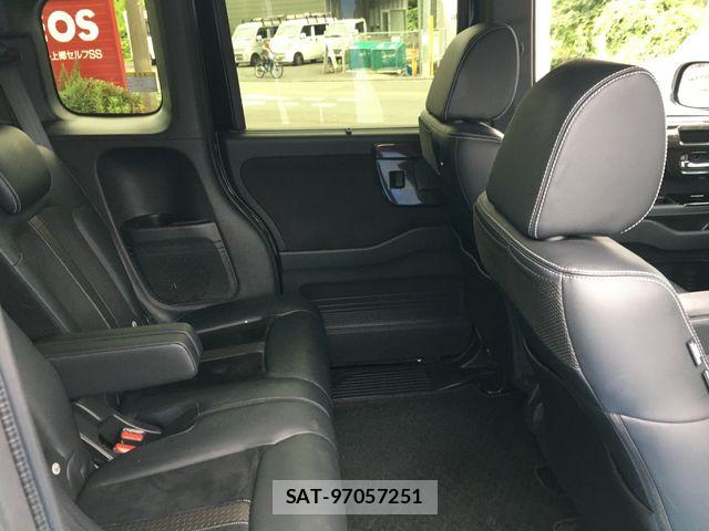Honda N BOX CUSTOM 2017-09 8037194-21