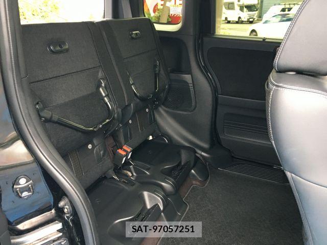 Honda N BOX CUSTOM 2017-09 8037194-25