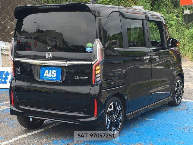 Honda N BOX CUSTOM 2017-09 8037194-6
