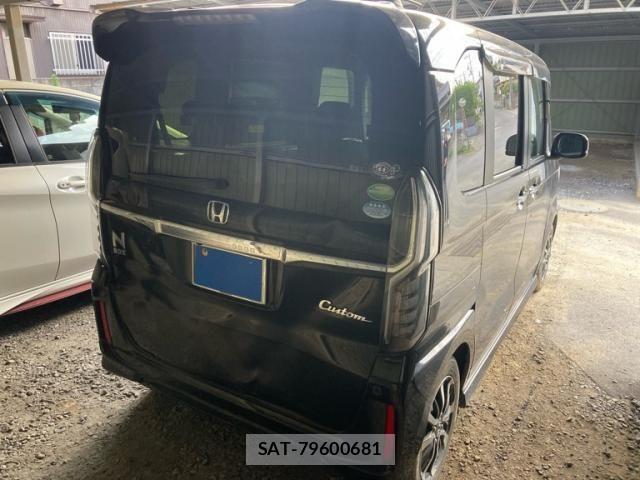 Honda N BOX CUSTOM 2019-03 8037220-1