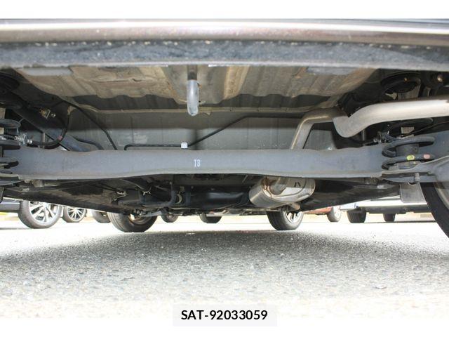 Honda N BOX CUSTOM 2018-11 8037167-10