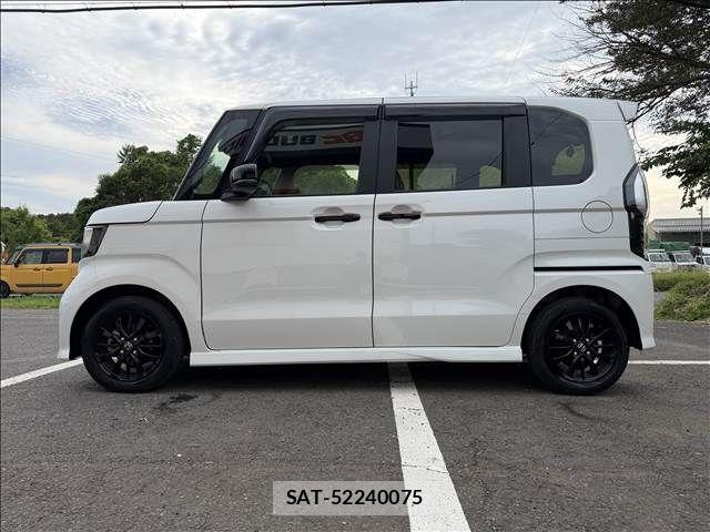 Honda N BOX CUSTOM 2023-07 8037137-5
