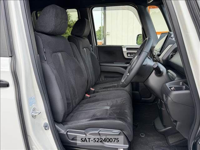Honda N BOX CUSTOM 2023-07 8037137-8