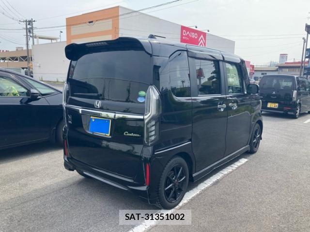 Honda N BOX CUSTOM 2019-09 8037197-2