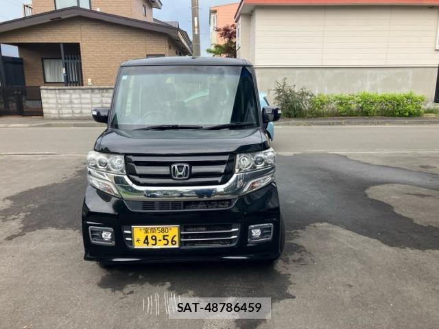 Honda N BOX CUSTOM 2017-03 8037201-0