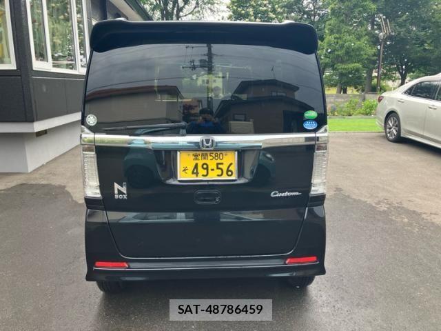 Honda N BOX CUSTOM 2017-03 8037201-3