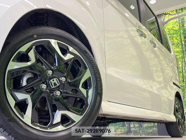 Honda N BOX CUSTOM 2017-12 8037161-12
