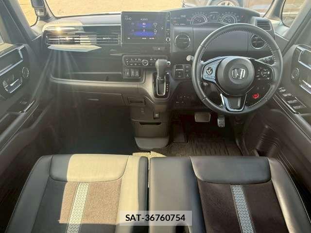 Honda N BOX CUSTOM 2022-11 8037155-14