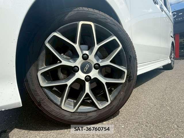 Honda N BOX CUSTOM 2022-11 8037155-15