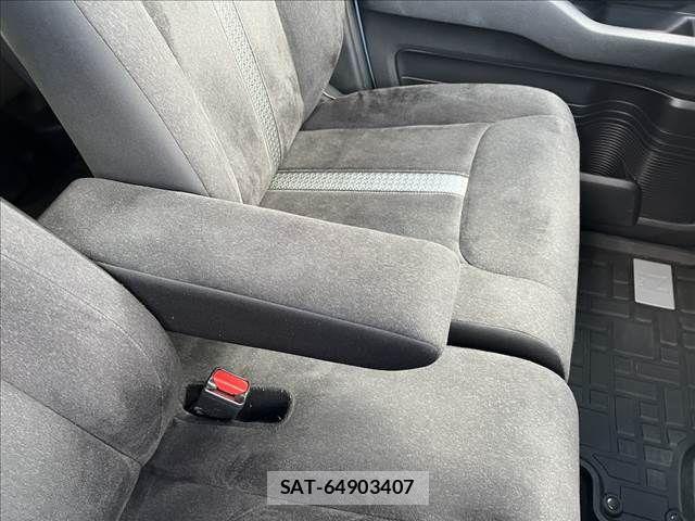 Honda N BOX CUSTOM 2023-01 8037154-18