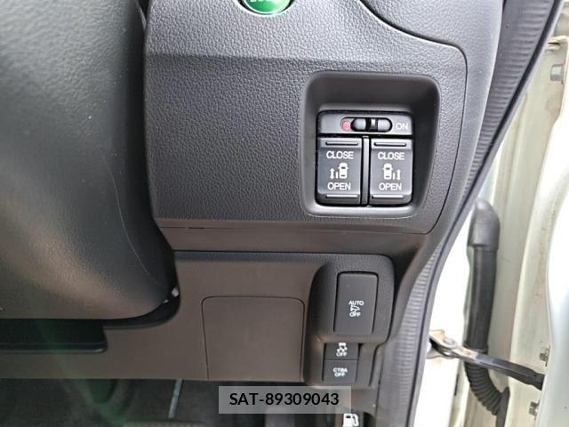 Honda N BOX CUSTOM 2017-09 8037162-16