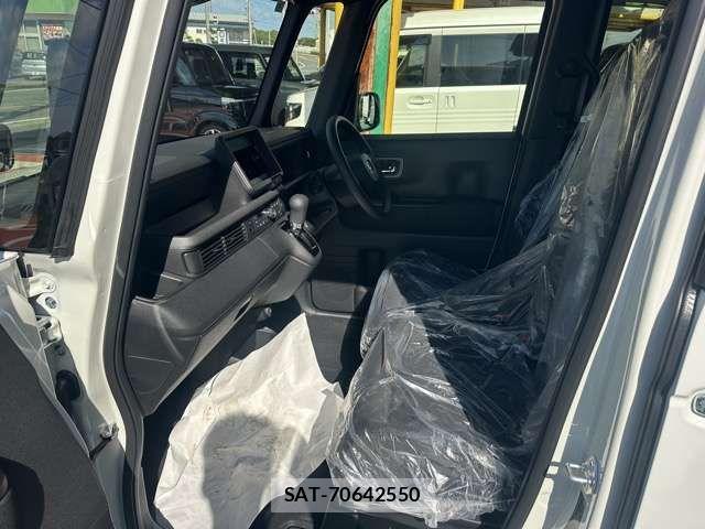 Honda N BOX CUSTOM 2026-05 8037114-2