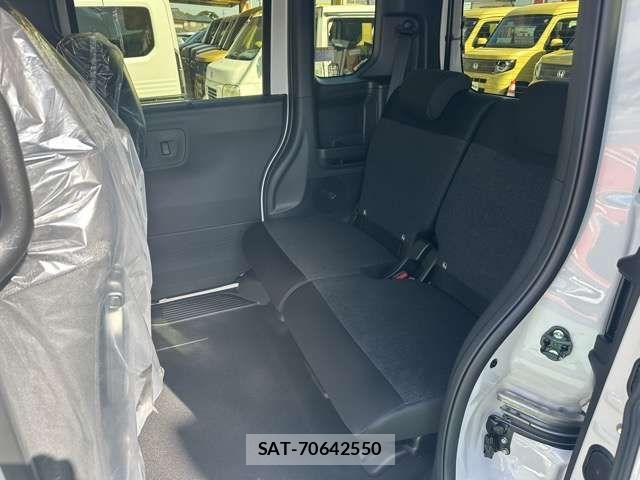 Honda N BOX CUSTOM 2026-05 8037114-3