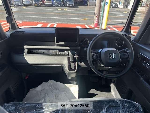Honda N BOX CUSTOM 2026-05 8037114-4