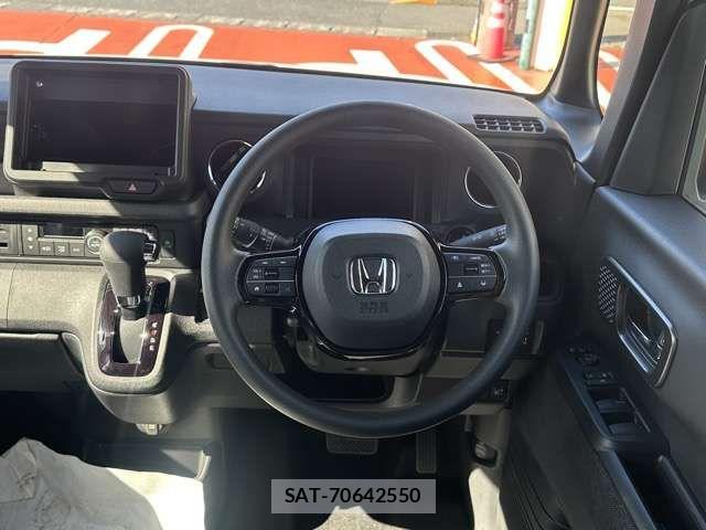 Honda N BOX CUSTOM 2026-05 8037114-5