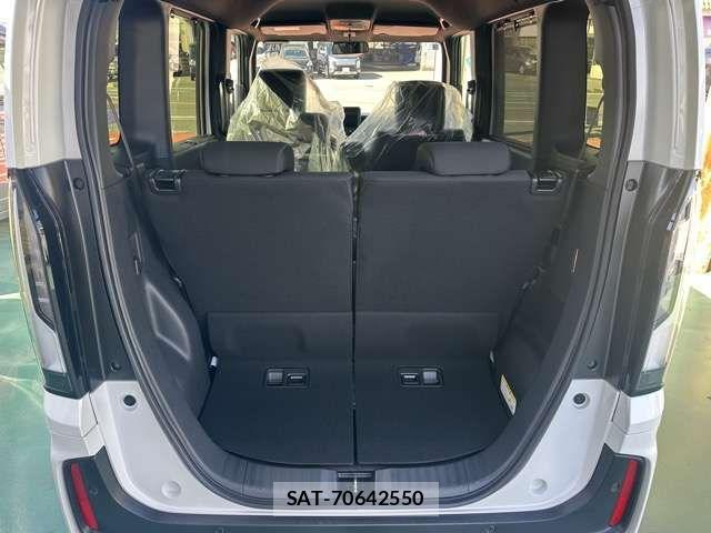 Honda N BOX CUSTOM 2026-05 8037114-8