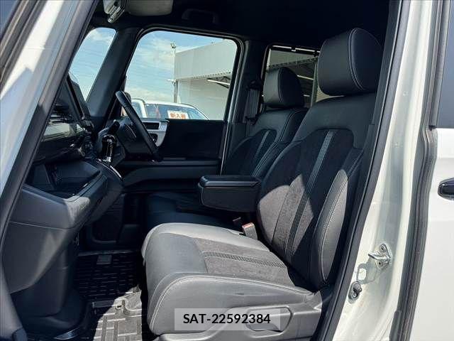 Honda N BOX CUSTOM 2023-07 8037128-16