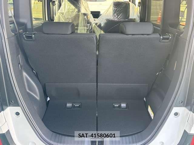 Honda N BOX CUSTOM 2026-05 8037115-10