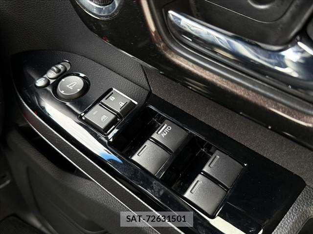Honda N BOX CUSTOM 2018-10 8037180-20