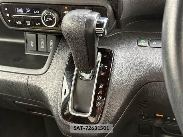 Honda N BOX CUSTOM 2018-10 8037180-26