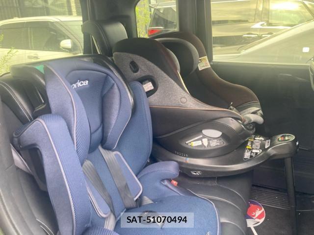 Honda N BOX CUSTOM 2018-02 8037185-11
