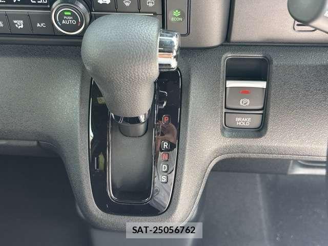 Honda N BOX CUSTOM 2026-03 8037131-17