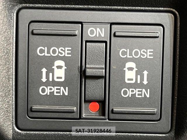 Honda N BOX CUSTOM 2023-10 8037130-4