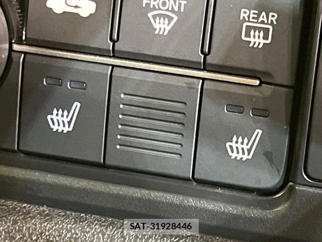 Honda N BOX CUSTOM 2023-10 8037130-6