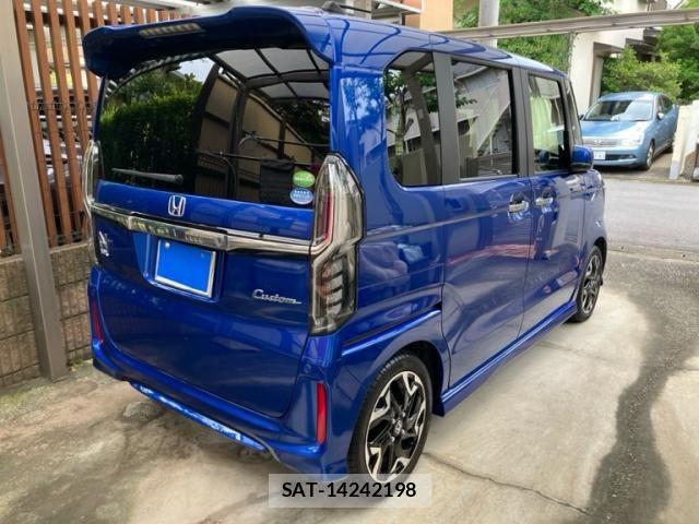 Honda N BOX CUSTOM 2020-07 8037135-3