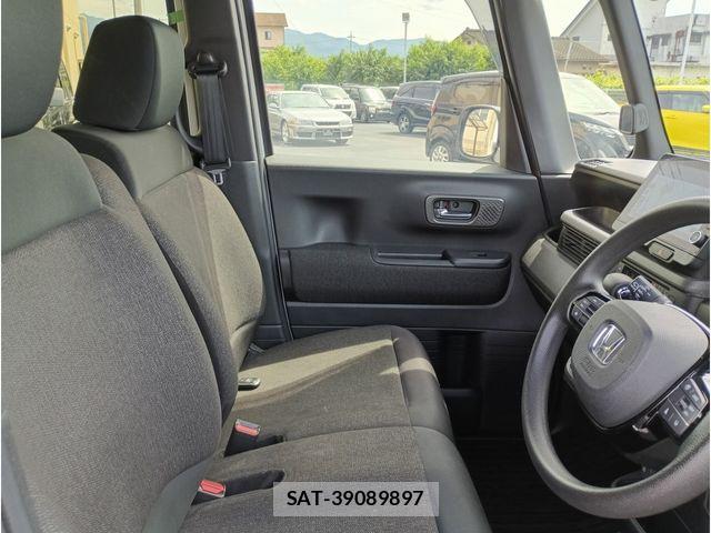 Honda N BOX CUSTOM 2024-03 8074883-9