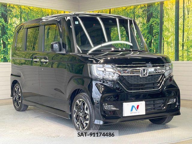 Honda N BOX CUSTOM 2018-02 8074873-15