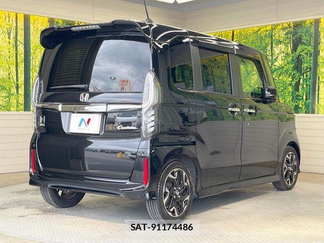 Honda N BOX CUSTOM 2018-02 8074873-16