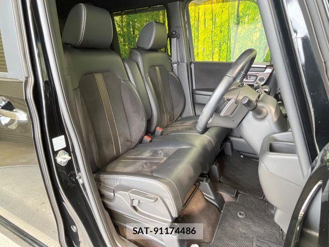 Honda N BOX CUSTOM 2018-02 8074873-7