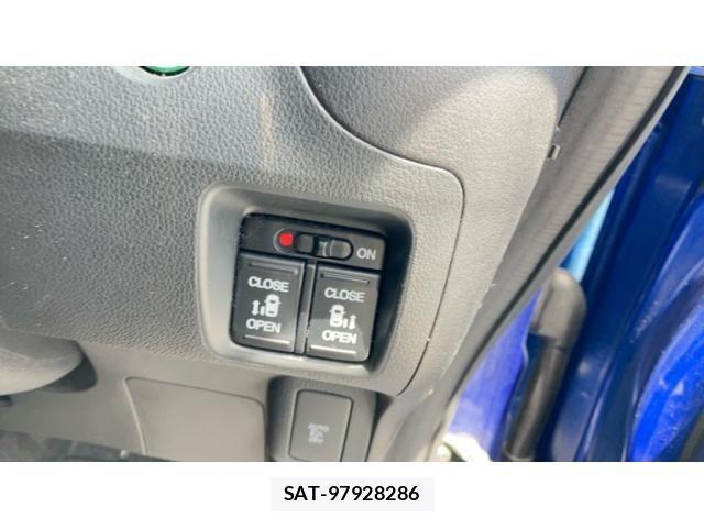 Honda N BOX CUSTOM 2017-04 8074904-12